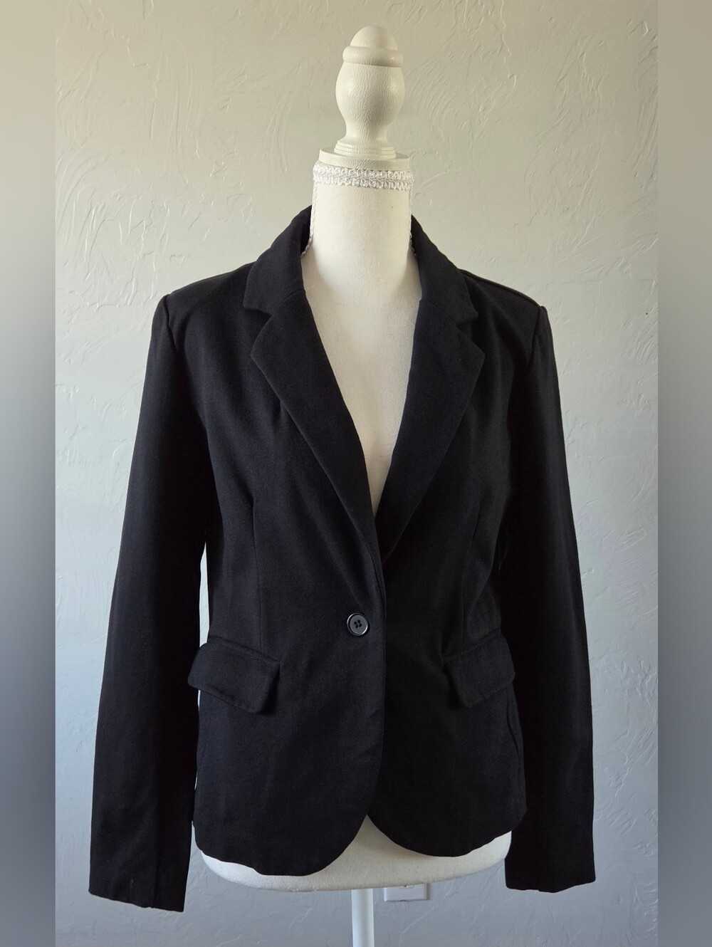 Nordstrom Rack Black Blazer Size M Tailored Office Interview Quiet Luxury Preppy